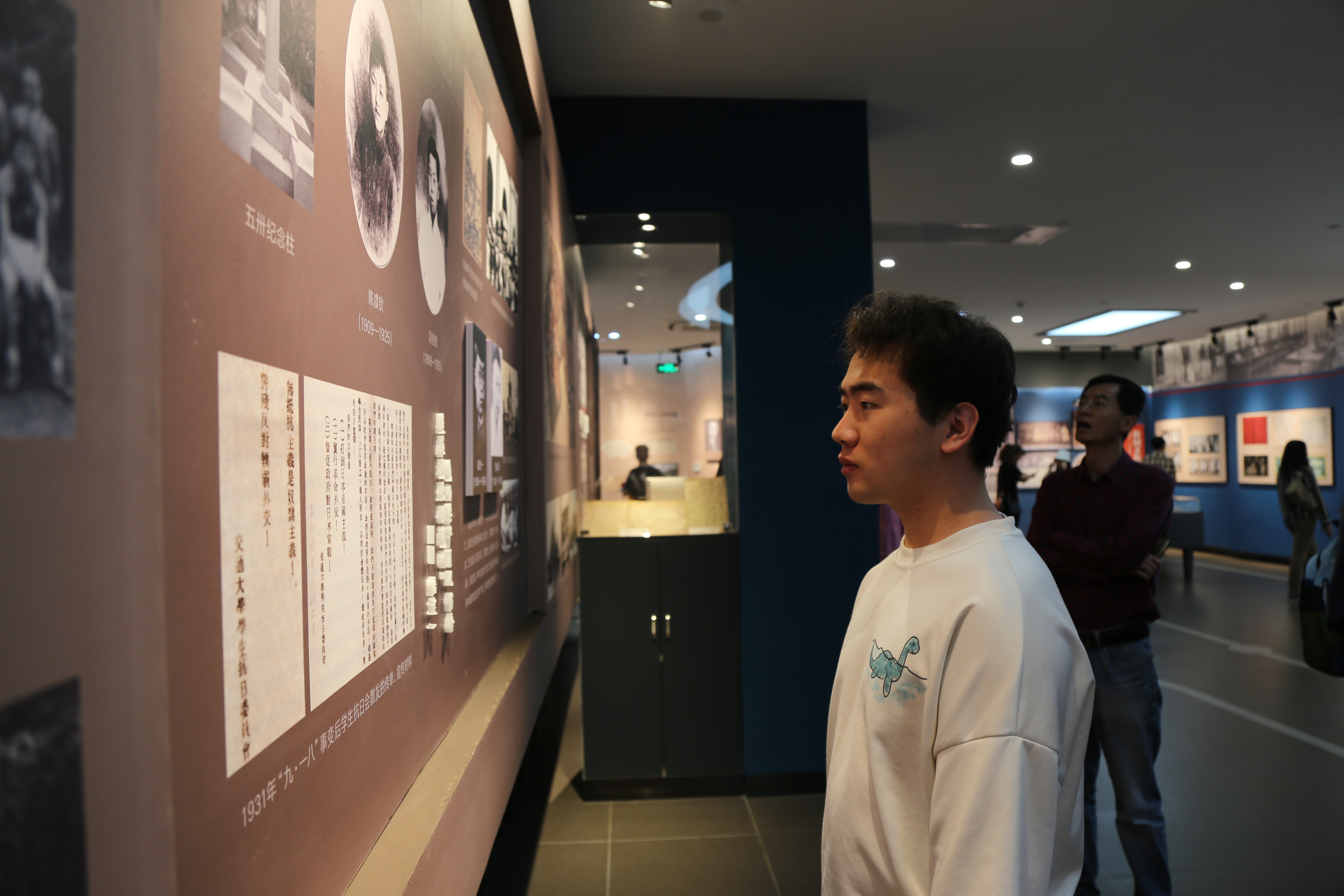 IMG_3889.JPG IMG_3889.JPG