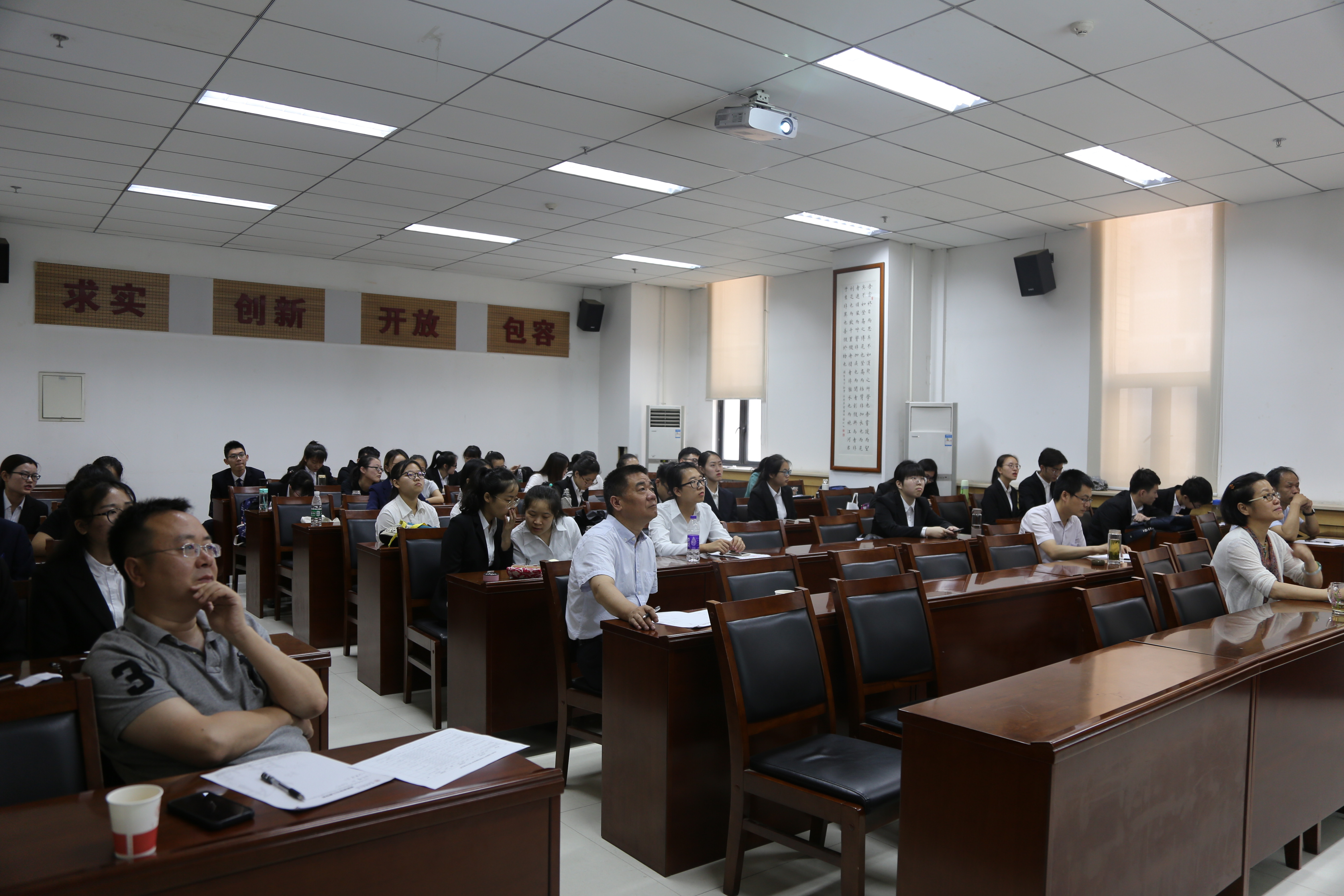 IMG_2406.JPG IMG_2406.JPG