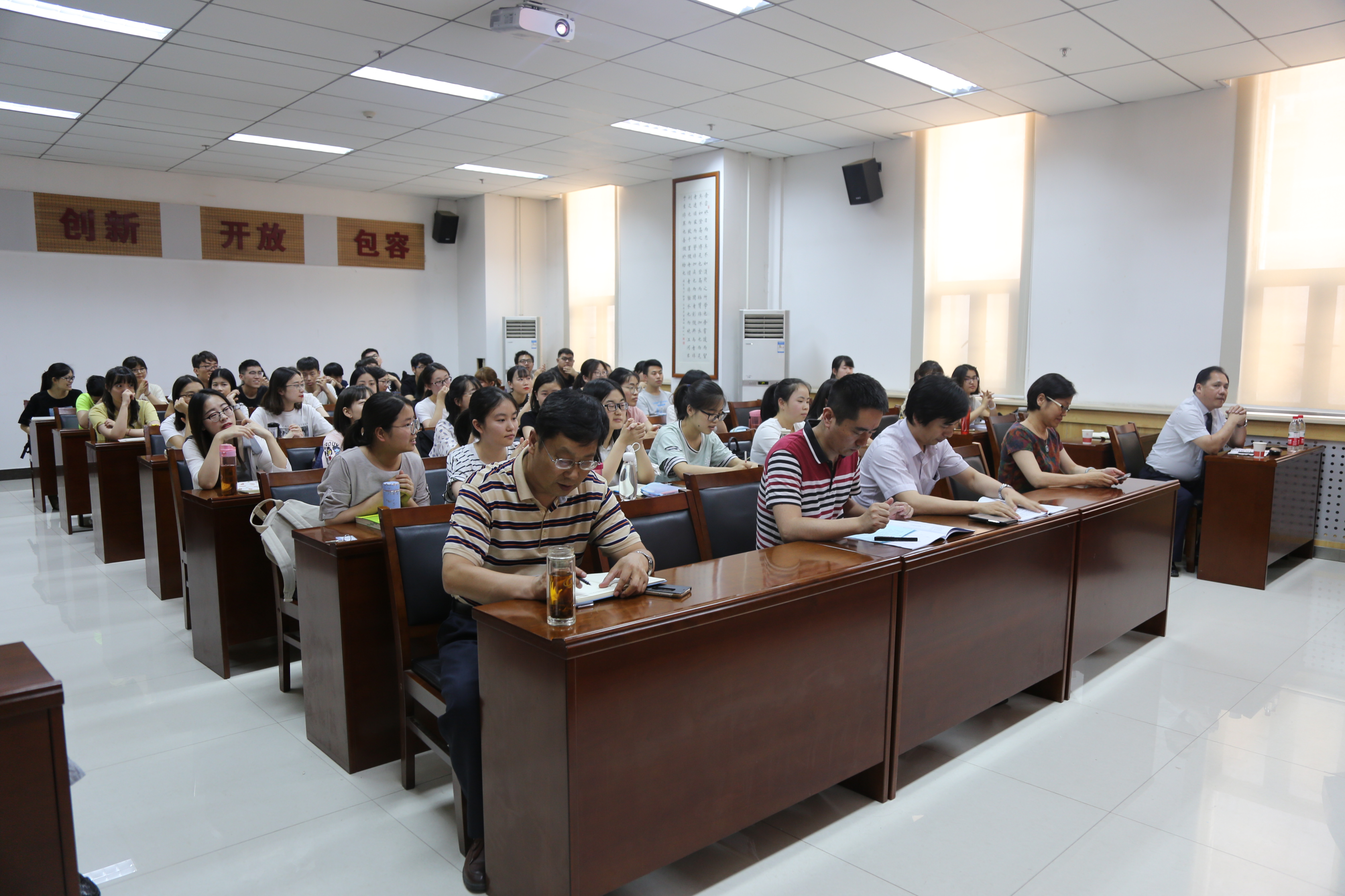 IMG_2228.JPG IMG_2228.JPG